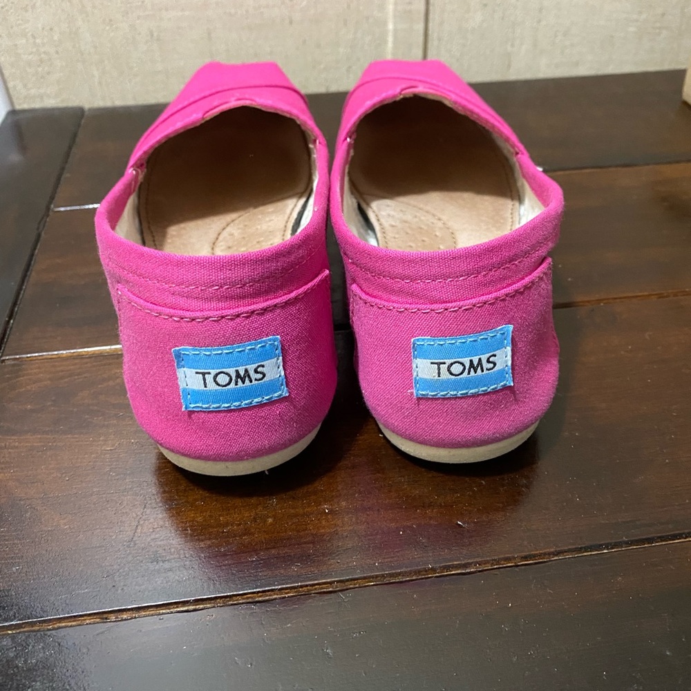 Tom’s size 8.5 only worn a few times - Picture 5 of 5